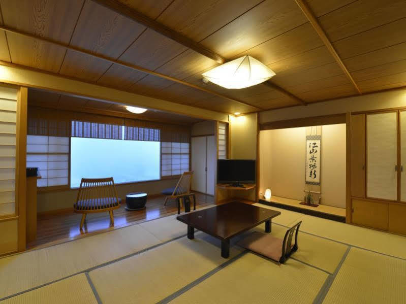 Ryokan Ayu No Sato Hitoyoshi Exterior photo